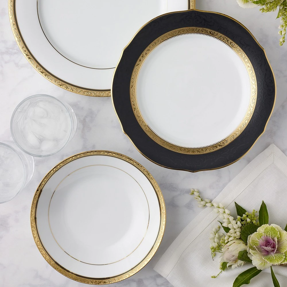 Noritake Regent 12 Piece Dinner Set Gold 6 Noritake Regent 12 Piece Dinner Set Gold - Image 4