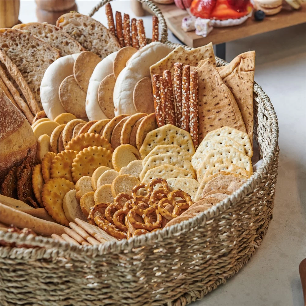 Alex Liddy Seagrass Round Serving Tray 40cm 6 Alex Liddy Seagrass Round Serving Tray 40cm - Image 4